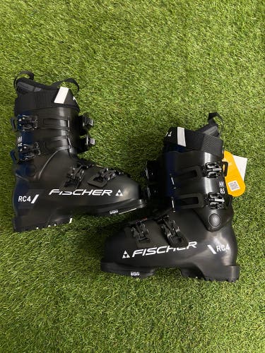 Mondo 24.5 Fischer RC4 85 HV GW WS Ski Boots Soft Flex (New)