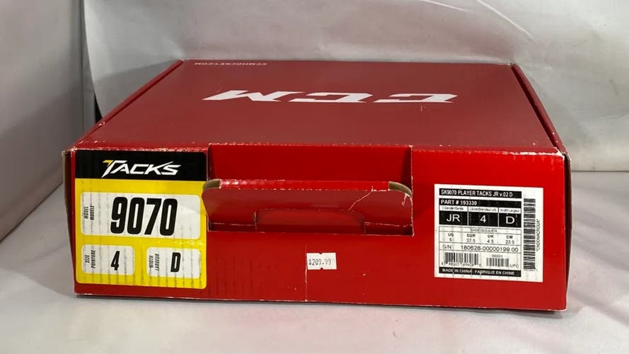 CCM Tacks 9070 Hockey Skates Size 4 (New)