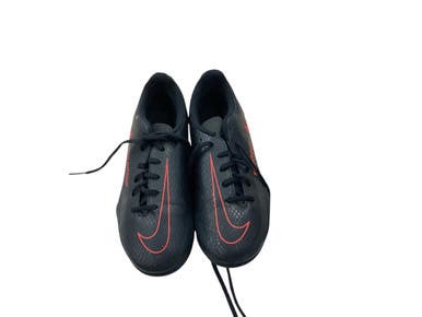 Used Nike Soccer Cleats Black Youth 08.5 11846-S000098485