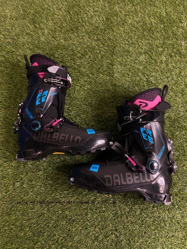 Mondo 27 & 27.5 Dalbello Quantum Free W 105 Ski Boots Medium Flex (New)