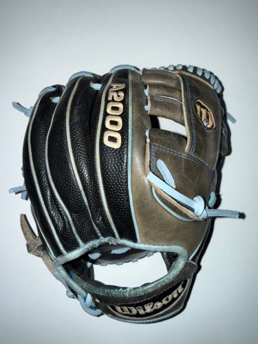 Wilson A2000 RH Infield Baseball Glove 11.5" (Used)