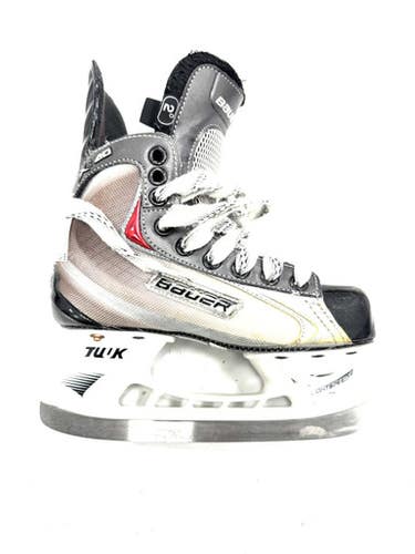 Used Bauer X40 Junior Hockey Skate Junior 02 11860-S000302469