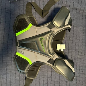 Large Adult Nike Vapor Shoulder Pads (Used)