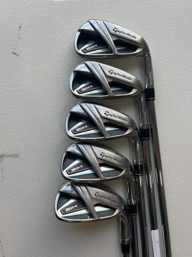 Taylormade SIM MAX Iron Set 6-PW Modus Tour 105 Stiff Flex Standard NICE