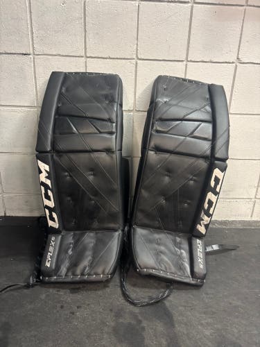 34" CCM EFlex 5 Goalie Pads Custom