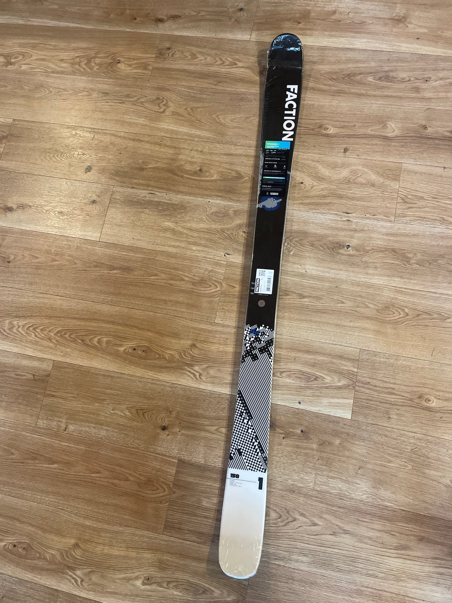 Faction Prodigy 1X 158cm / LOOK ビンディング付 Faction Prodigy