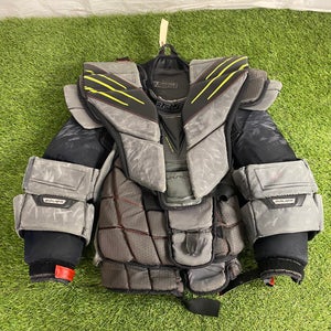 Senior Large Bauer Hyperlite Goalie Chest Protector (Used)