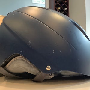 Unisex Small Giro Bevel Helmet (Used)