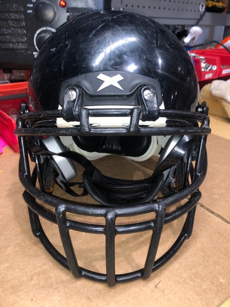 USED XENITH X2E+ YOUTH FOOTBALL HELMET - LARGE - BLACK