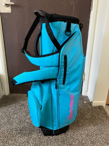 TaylorMade FlexTech Golf Bag (New)