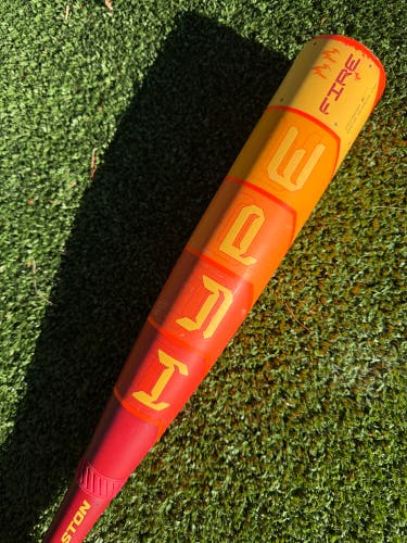 * * * 2025 EASTON HYPE FIRE 28/18 -10 USSSA Baseball Bat 28" DROP 10 * * *