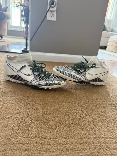 White Men's Size M 11.0 (W 12.0) Adult Nike Shoes (Used) indoor Lacrosse/Soccer shoes