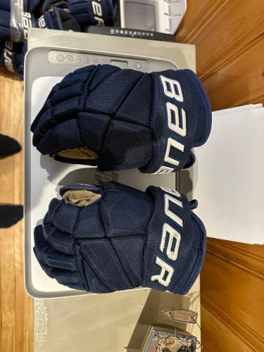 Bauer Vapor Team Gloves 13" (Used)