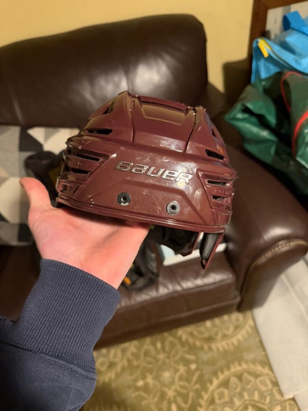 Large Bauer Re-Akt 150 Helmet (Used)
