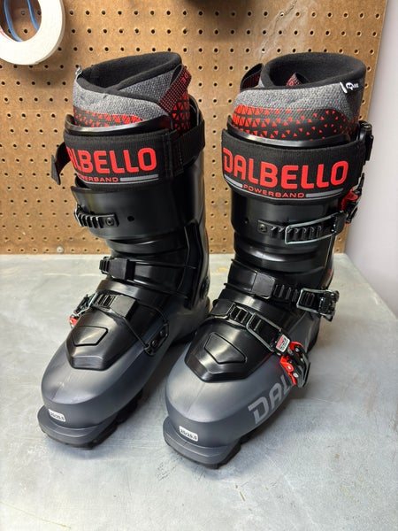 Mondo 25 & 25.5 Men's Dalbello Cabrio All Mountain Ski Boots Stiff Flex (New)