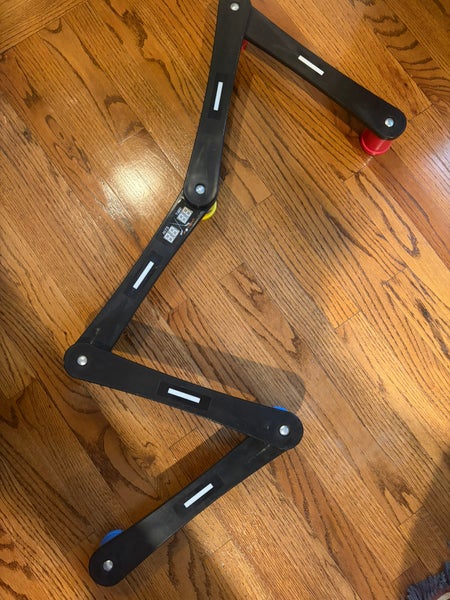 (Used) Wired Potent Electronic Hockey Dangler Comes With Detectable Ball