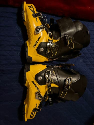Mondo 28 & 28.5 Men's Dalbello Panterra 130 ID All Mountain Ski Boots Stiff Flex (Used)