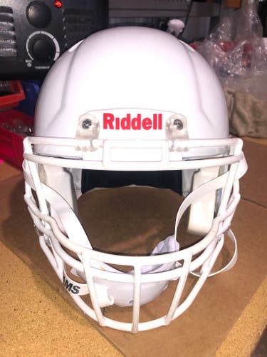 USED RIDDELL SPEED ADULT HELMET - MEDIUM - METALLIC WHITE