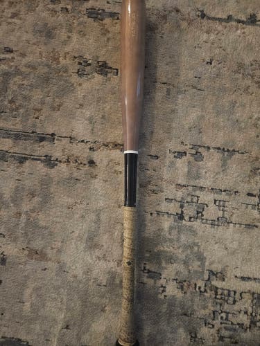 Victus Tatis Birch Bat (-8) 23 oz 31" (Used)