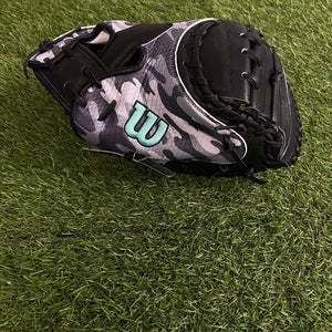 Wilson A2000 AW28 RH Catcher's Baseball Glove 34" (New)