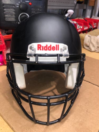 USED RIDDELL SPEED ADULT HELMET - MEDIUM - FLAT BLACK - REJECT