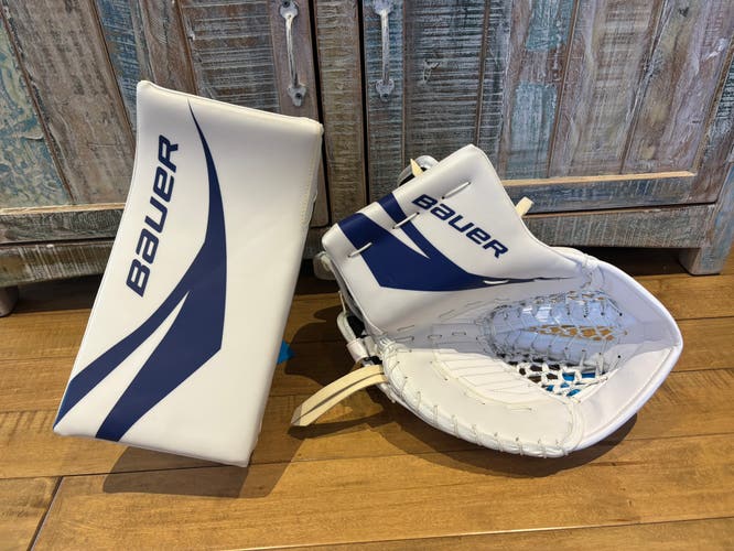 Brand New Pro Stock Bauer Mach Pro Goalie Glove & Blocker Set Woll