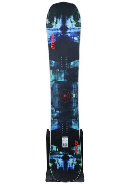 USED 2019 Never Summer Proto Type Two 152cm Snowboard