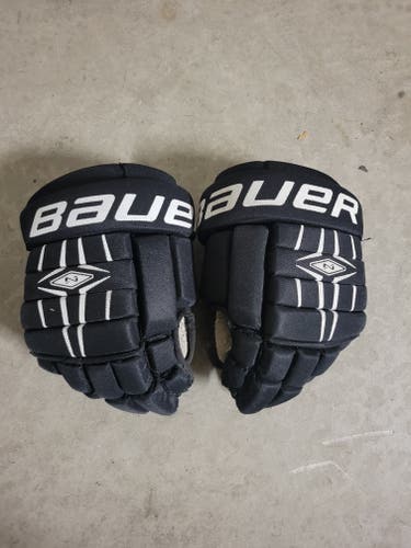 11" Bauer Nexus 400 Youth Black Hockey Gloves