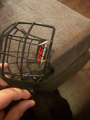 Large CCM FM680 Full Cage (Used)