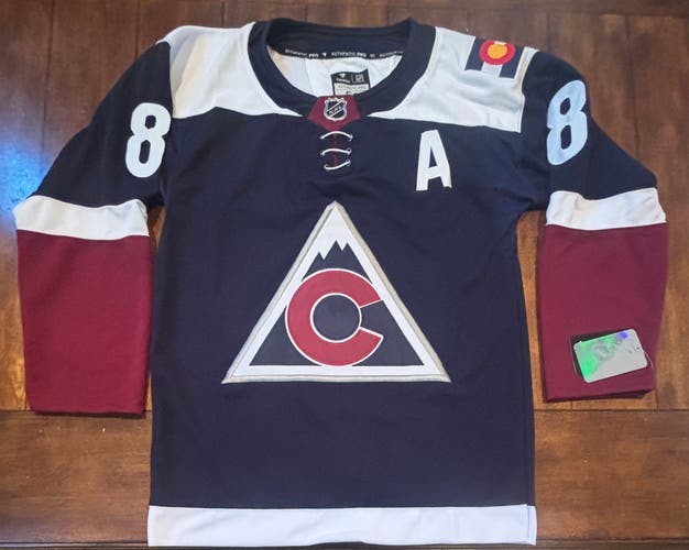 Cale Makar Colorado Avalanche Alternate Jersey Adult Medium (50) NWT