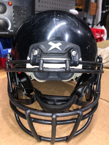 USED XENITH X2E+ YOUTH FOOTBALL HELMET - LARGE - BLACK