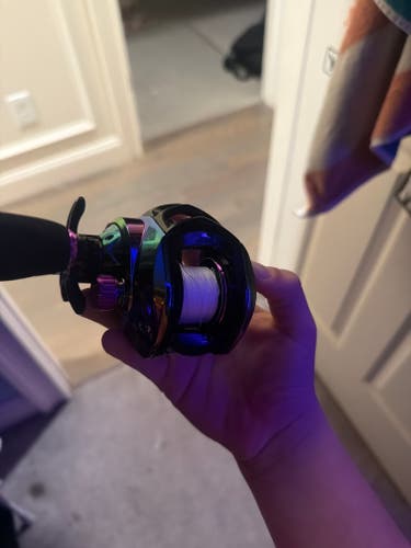 Comes with white braided line 12lb