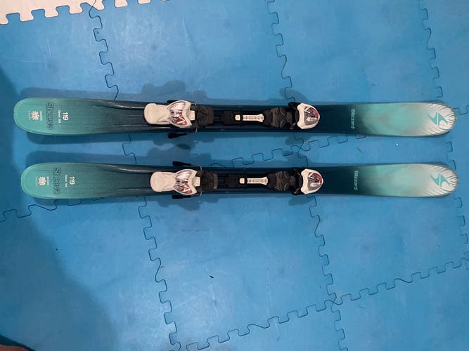 Kid's 119 cm Blizzard  Sheeva Skis (Used)