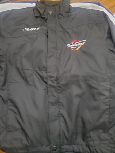 Black Men's Medium CCM Jacket (Used)