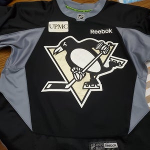 Black Size 56 Men's Reebok Jersey (Used)