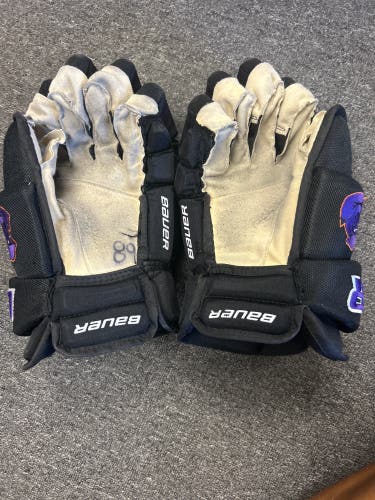 PH89 USED YOUNGSTOWN PHANTOMS BAUER BLACK/PURPLE GLOVES - 14”