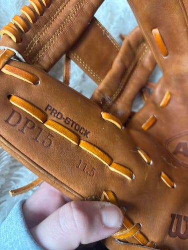 2024 Wilson RH Infield A2000 DP15 Baseball Glove 11.5"