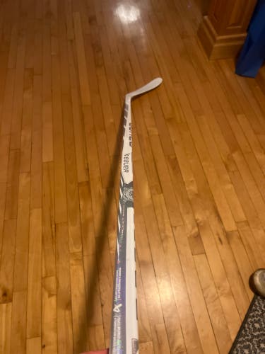 Senior Bauer Proto-R Right Handed Hockey Stick P28 70 Flex (New)