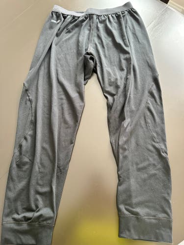 Black XL Men's Reebok Base Layer (Used but Like New)