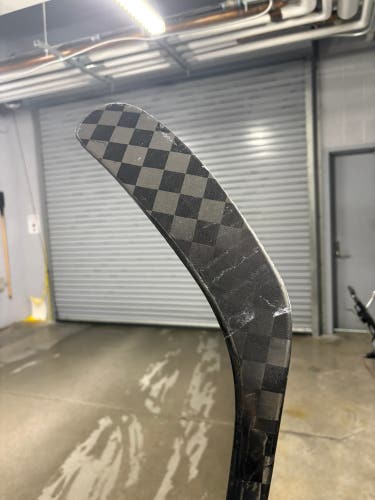 Senior Bauer Twitch Right