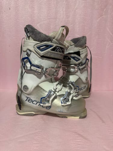 Mondo 23 & 23.5 Women's Tecnica Ten.2 All Mountain Ski Boots (Used)
