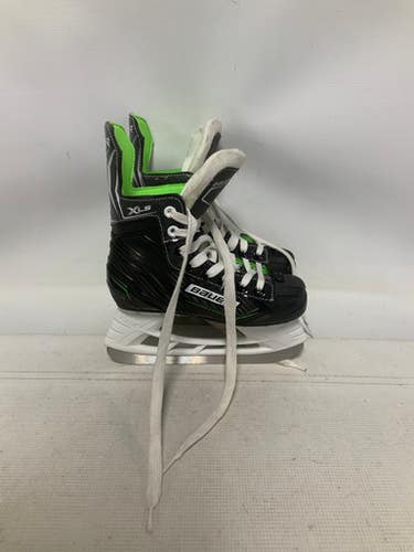 Used Bauer XLS Junior Hockey Skate Junior 01 11823-S000036573