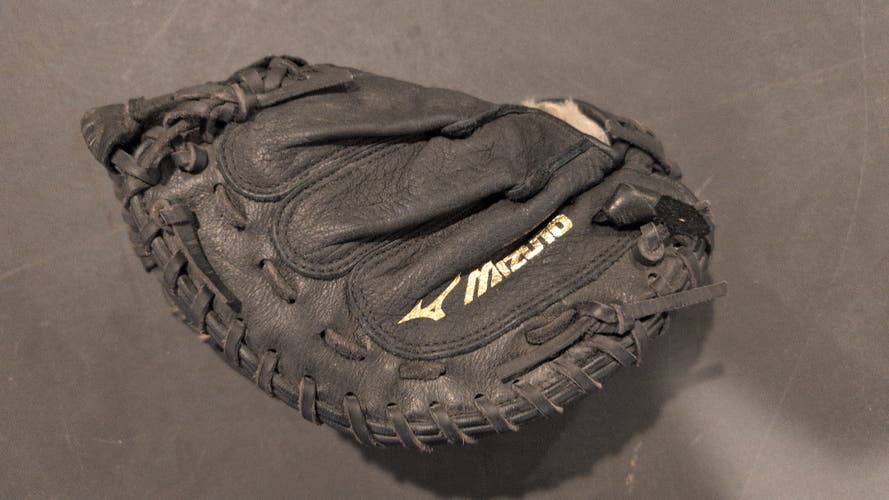 Catcher's Mizuno GXC Baseball Glove 31.5" (Used)
