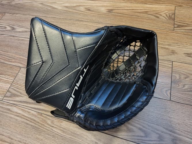TRUE Goalie Catcher / Trapper - Catalyst - 9X3 - Used Twice!