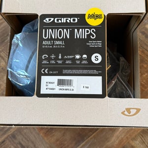 Unisex Small Giro Union MIPS Helmet in Matte Midnight Blue (Used)