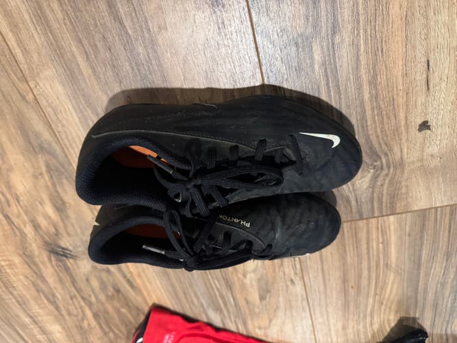 Unisex 13K (Little Kids) Nike Cleats (Used)