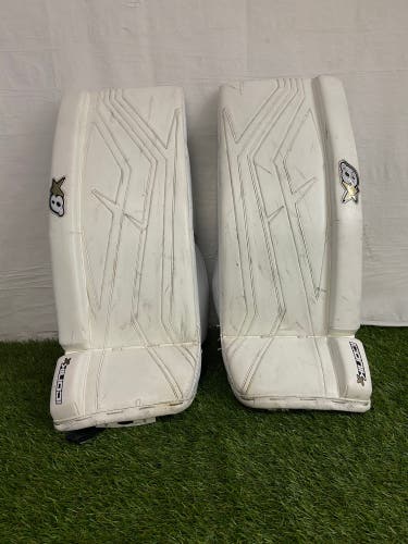 White 27" Junior Brian's Iconik X Goalie Leg Pads (Used)