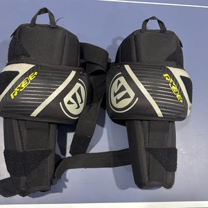 Used Warrior 3xE+ Intermediate Goalie Knee Pads