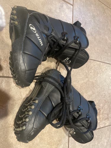 1Y (Big Kids / Youth) Snowboard Boots (Used)