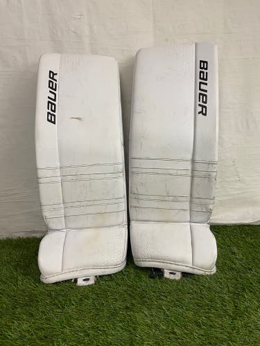 White Medium 28+ Junior Bauer GSX Goalie Leg Pads (Used)